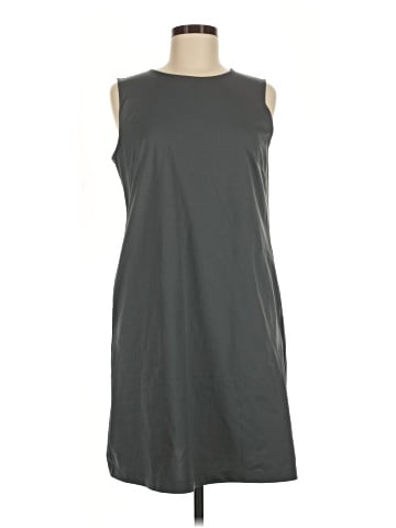 Uniqlo Casual Dress (view 1)