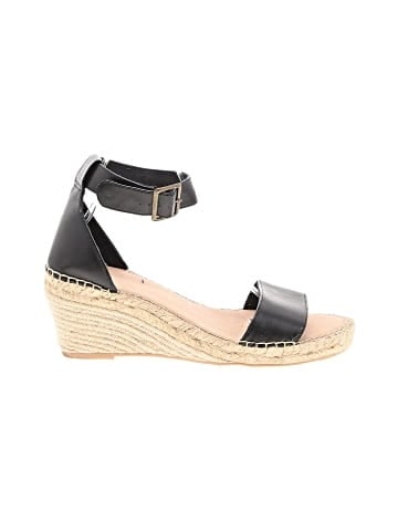 Gap Wedges (view 1)