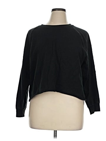 colsie Pullover Sweater (view 1)