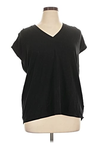 Athleta Short Sleeve T-Shirt (view 1)