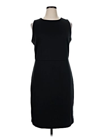 Old Navy Cocktail Dress (view 1)