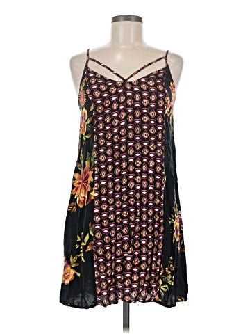 Xhilaration Casual Dress (view 1)