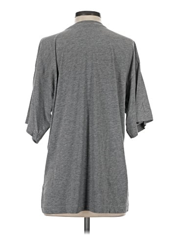 H&M Short Sleeve T-Shirt (view 2)