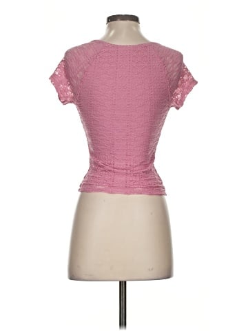 No Boundaries Short Sleeve Top (view 2)