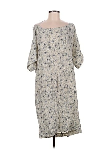 Elizabeth and James Casual Dress (view 1)