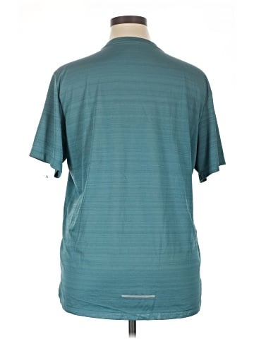 Nike Active T-Shirt (view 2)