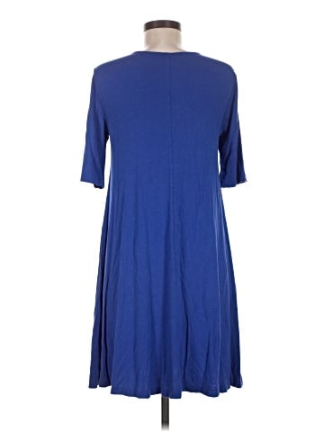 Old Navy Casual Dress (view 2)