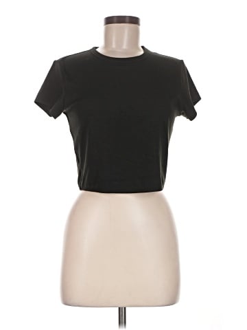 Uniqlo Short Sleeve T-Shirt (view 1)