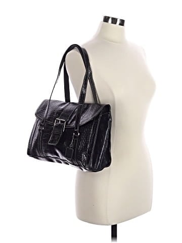 Liz Claiborne Shoulder Bag (view 2)