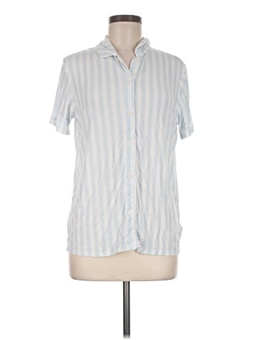 Amazon Essentials Short Sleeve Blouse (view 1)
