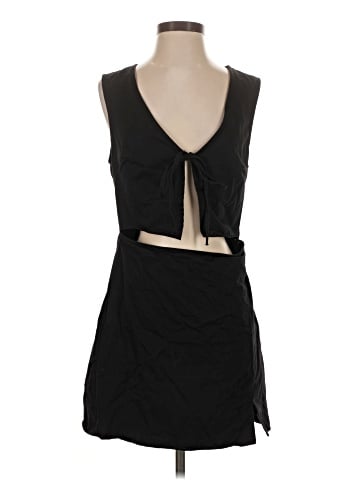 Le Lis Cocktail Dress (view 1)