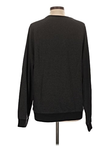 Old Navy Pullover Sweater (view 2)