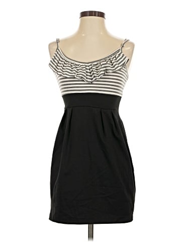 Forever 21 Casual Dress (view 1)