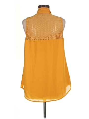 41Hawthorn Sleeveless Blouse (view 2)