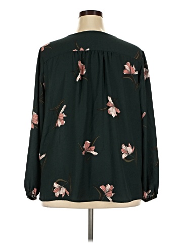 Ava & Viv 3/4 Sleeve Blouse (view 2)