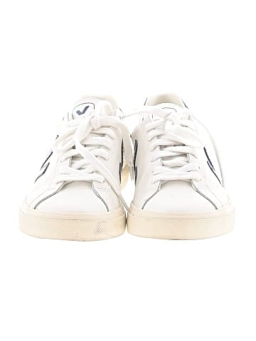 VEJA Sneakers (view 2)
