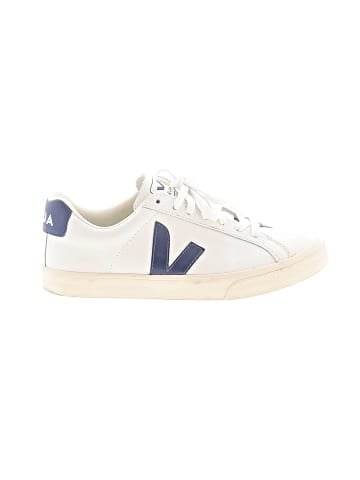 VEJA Sneakers (view 1)
