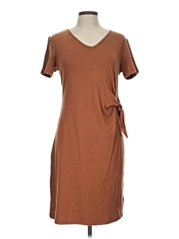 Amour Vert Casual Dress (view 1)