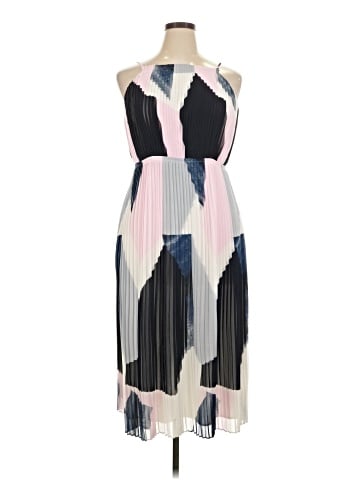 Banana Republic Cocktail Dress (view 1)