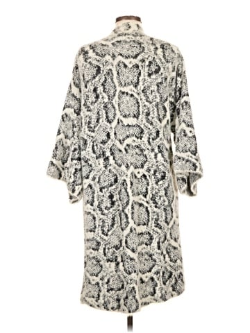Akemi + Kin Cardigan (view 2)