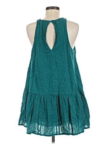 Urban Outfitters Casual Dress (view 2)