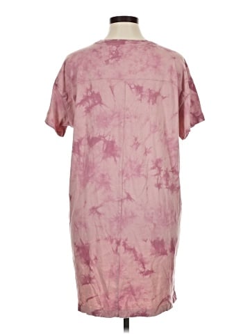 Old Navy Casual Dress (view 2)