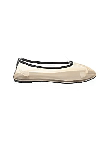 Unbranded Flats (view 1)