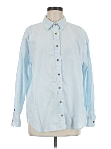 Universal Thread Long Sleeve Button-Down Shirt (view 1)