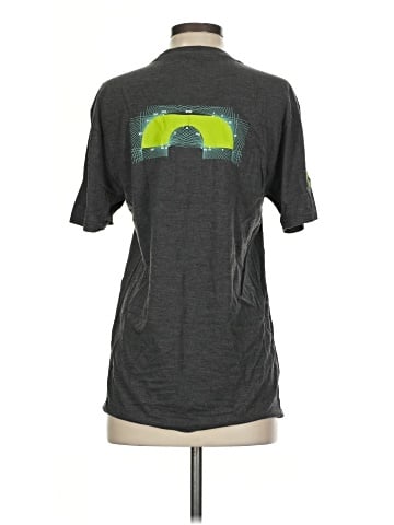 District. Active T-Shirt (view 2)