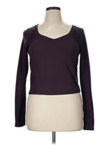 Athleta Long Sleeve T-Shirt (view 1)