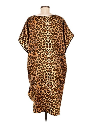 Metropolitan Casual Dress (view 2)