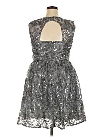 Decode 1.8 Cocktail Dress (view 2)