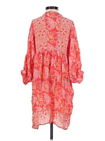 Elan 3/4 Sleeve Top (view 2)