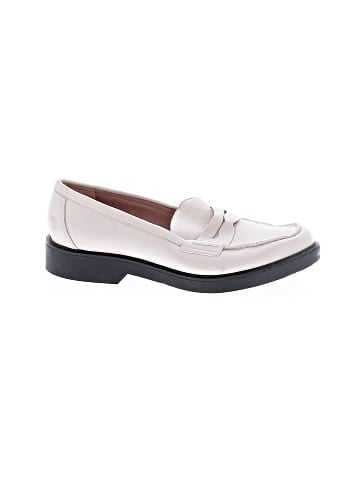Nordstrom Flats (view 1)