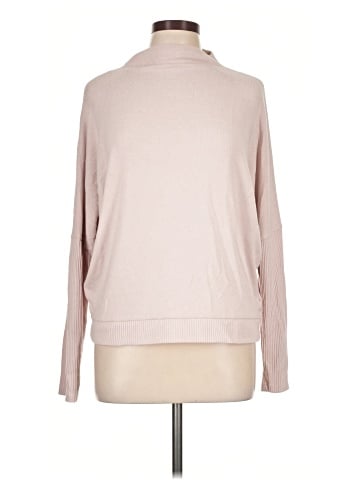 Express Outlet Long Sleeve Top (view 1)