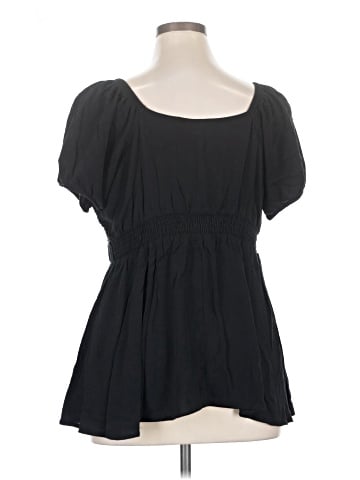 Torrid Short Sleeve Blouse (view 2)