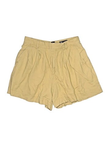 Gap Khaki Shorts (view 1)