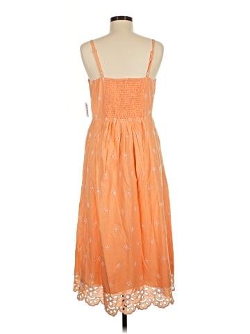 Old Navy Casual Dress (view 2)