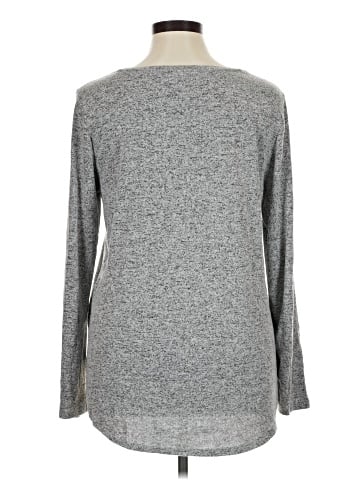 Old Navy Long Sleeve T-Shirt (view 2)