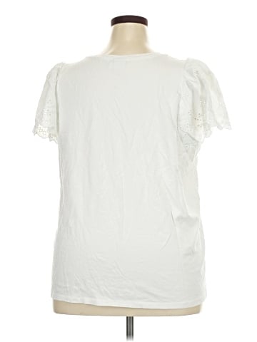 Ava & Viv Short Sleeve Top (view 2)