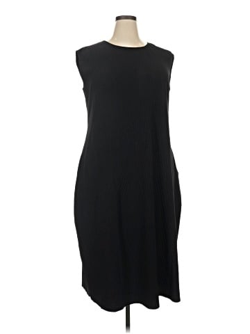 Maggy London Casual Dress (view 1)