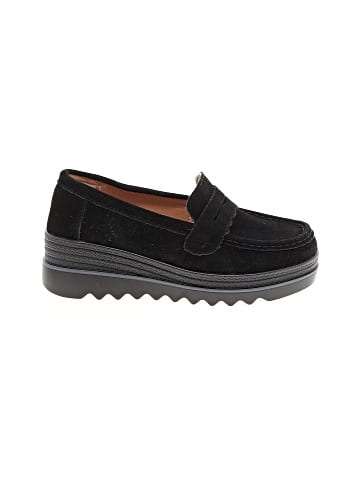 Unbranded Flats (view 1)