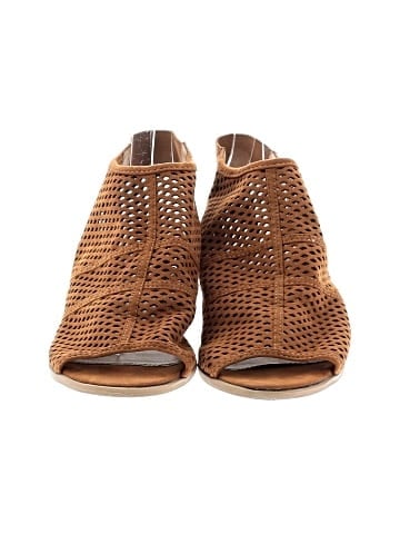 American Eagle Outfitters Sandals (view 2)