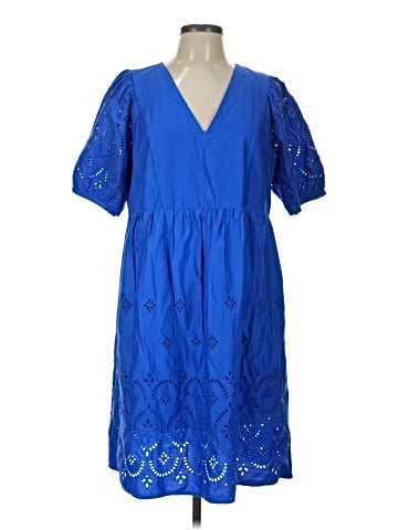 Old Navy Casual Dress (view 1)