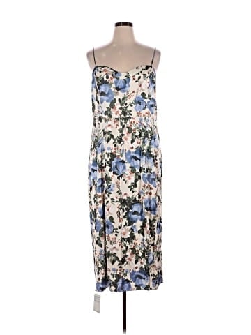 Abercrombie & Fitch Casual Dress (view 1)
