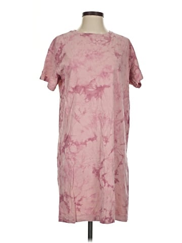 Old Navy Casual Dress (view 1)