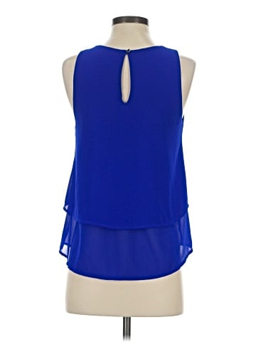 Monteau Tank Top (view 2)