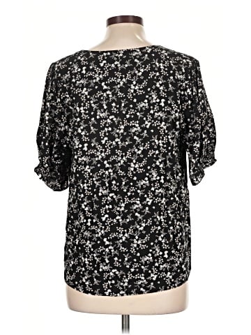 Old Navy Short Sleeve Blouse (view 2)