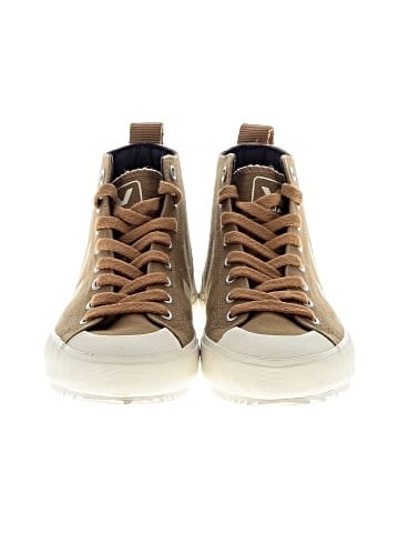 VEJA Sneakers (view 2)
