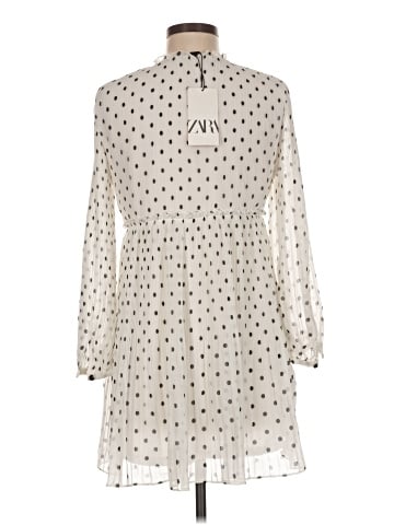 Zara Casual Dress (view 2)